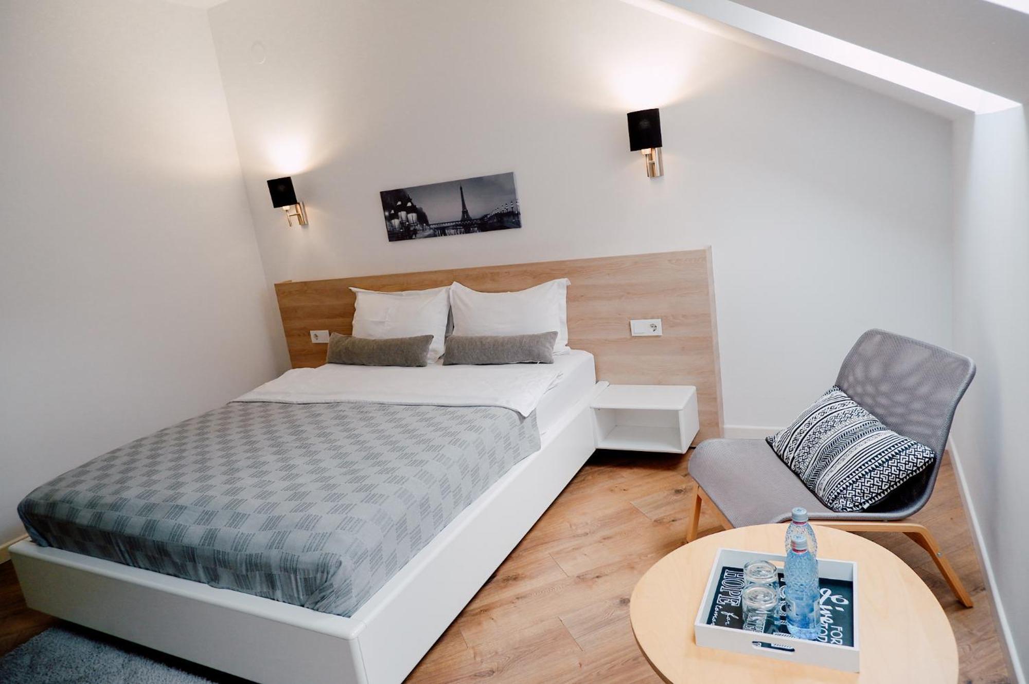 Casa M Hotell Oradea Eksteriør bilde